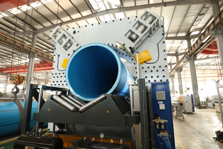 LSP-1600HDPE ثلاث طبقات الصلبة الأنابيب Co-Extrusion Line 